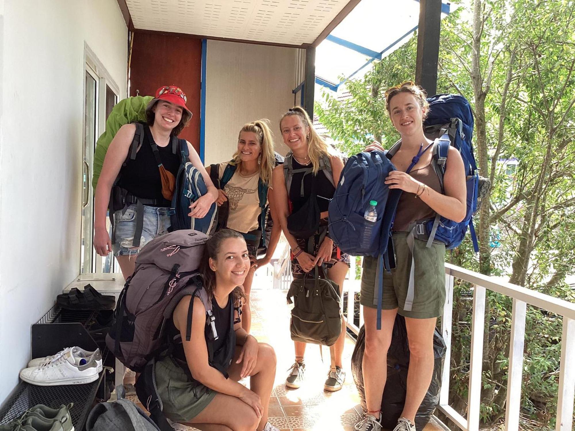 Sweed Dee Seaview Hostel Phi Phi Don Exterior photo