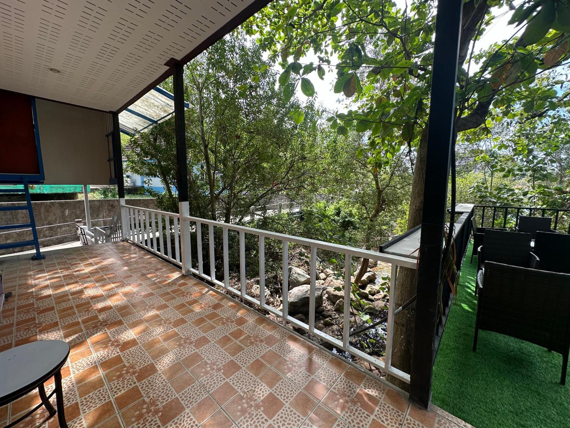 Sweed Dee Seaview Hostel Phi Phi Don Exterior photo