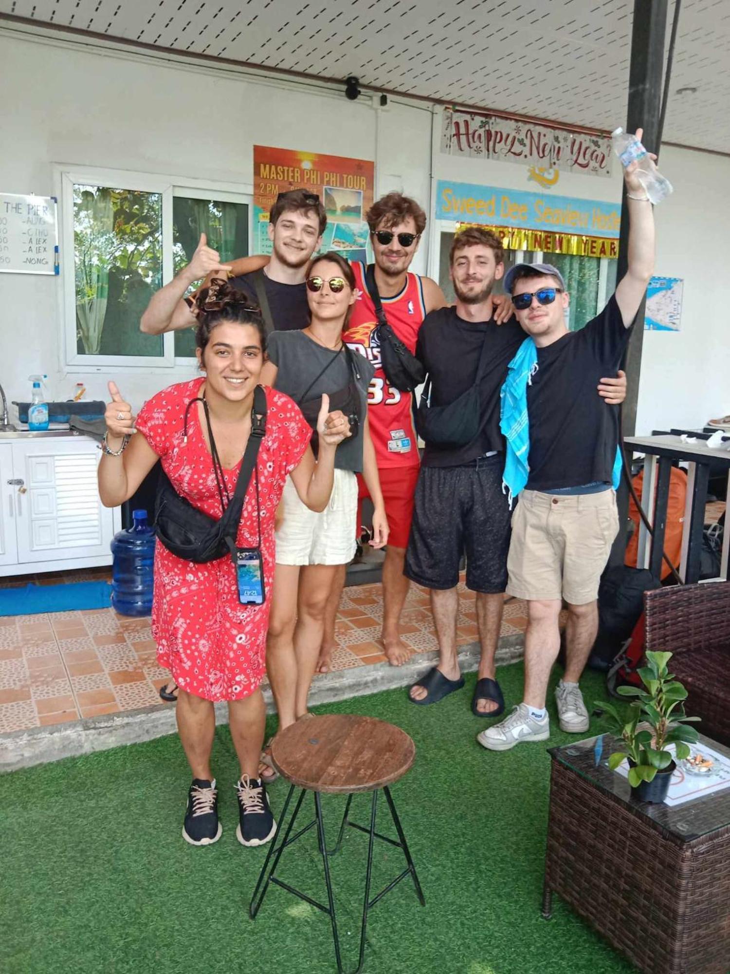 Sweed Dee Seaview Hostel Phi Phi Don Exterior photo
